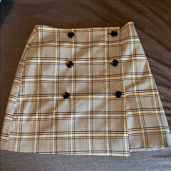 Skirt - Picture 1 of 1